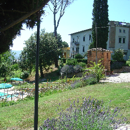 Villa Sobrano è una elegante residenza di campagna.