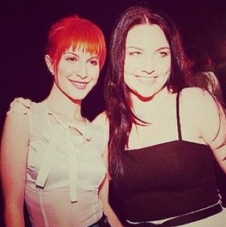 lari_paramore2's profile picture. I love Paramore!!!!