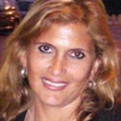 Directora de la Revista Rumbos @rumbos_peru / http://t.co/msKpBL1tbn