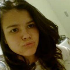 Ou vou, ou não vou. Ou bebo muito, ou não bebo nada. Ou amo, ou odeio. Não consigo ser meio legal, meio simpática. Sou 8 ou 80...meio termo não me satisfaz!