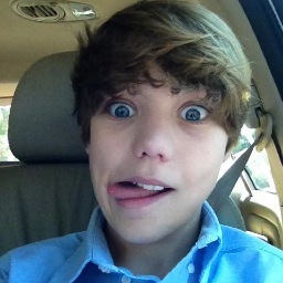 two brazilian girls that love Reed Deming