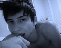 Swagfag 4 lyfe.

-Alexandre
-21
-Taken 

(I run the account @yourblacklies)