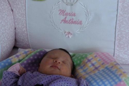Meu nome e Daniela e trabalho com enxovais para bebes exclusivos e personalizados .