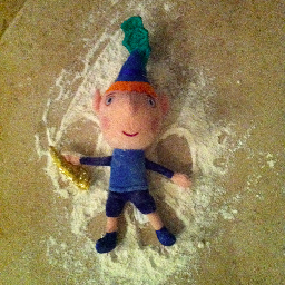 XmasBenElf's profile picture. I am a pesky elf who likes having fun during the month of December.  All for the entertainment of Pearl, age 4 1/2.