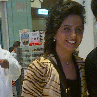 سلامه حمدآن أخت شمة حمدان سفيرة منظمة FPJN للطفولة الخيرية @Shamma_Hamdan والمسؤولة عن صفحة أخبآرها الرسمية