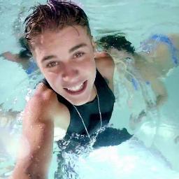 One Time nunca vai ser velha,Down To Earth sempre vai nos emocionar,OLLG sempre vai nos dar esperanças e Baby sempre vai ser nossa cute