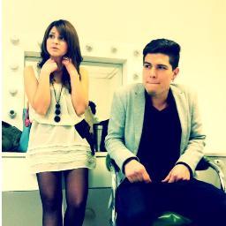 HechosAmitie's profile picture. Cuenta Dedicada a  @AmitieOficial (@BarbaraLSL y @manzitomas Ex #KUDAI) Quieres Saber Todo Sobre Ellos ??? Solo  Siguenos, Lee Nuestros Tweets y da RT =D