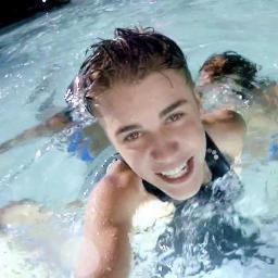I LOVE JUSTIN BIEBER
like my facebook page !!   http://t.co/3hfD3SfqPv