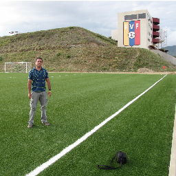 Ing.  Sistemas, Venezolano 
Aprendiz de Fotografia
CEO en @fotografiavdd
Enterenador de Futbol Licencia B
Preparador de Porteros de inferiores @AraguaFC