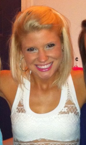 jamie_lynnn22's profile picture. I like to eat apples and run a lot.