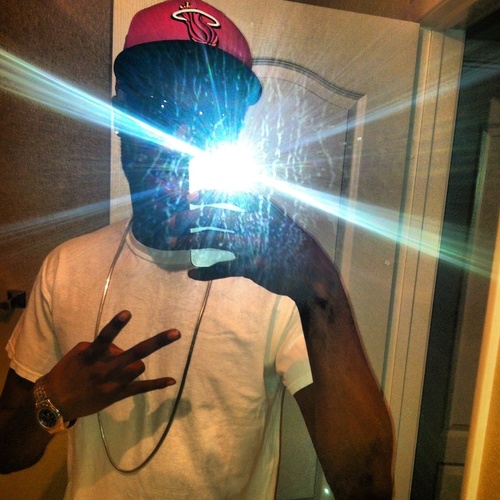 Just A Young Nigga Trying Make It to the Top...R.I.P AC,L-Boogie,DT,&JB I love in miss y'all Mayan look over me