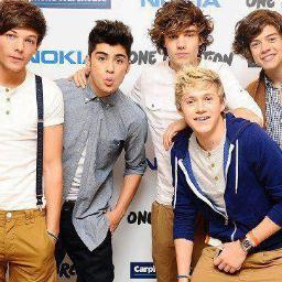Im BELiCTiONER ! ♥- ASDSAFSDFDF :$ LiiVE YOUR LiiFE ! ♪ :]