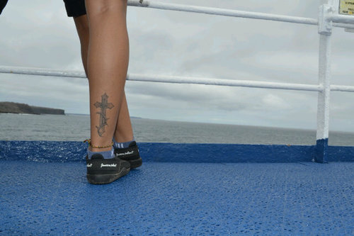 GabsAvend24's profile picture. Contemplo memorias del pasado para escribir cuentos con finales felices en los cuadernos viejos que pocos quieren abrir...