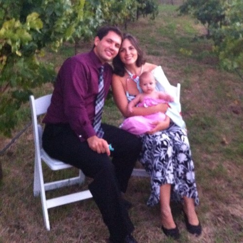 HBradshaw2's profile picture. I'm on here putting up Spanish lessons, projects, PowerPoints and everything fun that helps make la clase de espanol divertida :)