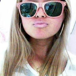 Namorada Do @LukaPodollski