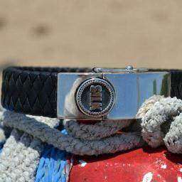 Juwelier van Schaik opgericht in 1994, verkoop sieraden en horloges van gerenommeerde merken, inkoop goud en zilver http://t.co/C7IiO9AHsk