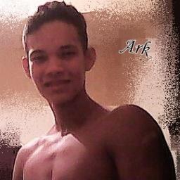 -Iae galera, irmão do @Um_filozofo e  @GabrielF_Melo mas pra ocês e Duquêe rs' satisfação por que o prazer vem depois , cês tão lgd follow - Me