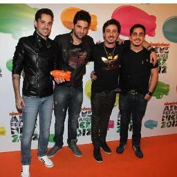 Since : 23/04/2012 -  5 MESES DE FÃ CLUBE *--*seguido por todos eles
@emilvaletes @caiovaletes @vitorvaletes e @deleovaletes
AMO POR D+ VCS