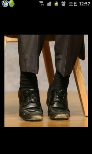 booktime1's profile picture. 