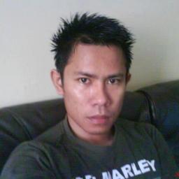 Berhenti mencemaskan penampilanmu. Suatu hari kan
kamu temukan dia yg tak peduli hal itu. Kamu
sempurna di matanya, karena ketulusan cintanya 2013