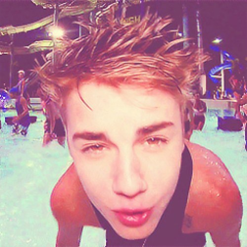 Verified Belieber .JUSTIN BIEBER FOLLOWED ON THURSDAy AUGUST 12 BEST DAY EVER!❤❤Co-Owner: @iiLove_Bieber . Bestfriend @valeriabordas23 follow her ((: