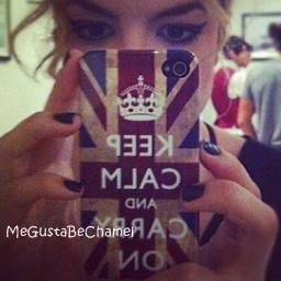 #Directioner & #Lovatic ' Amar é afinar um instrumento... de dentro pra fora, de fora pra dentro, a toda hora a todo momento.  RebeldeS ♥ Since: 29.09.12
