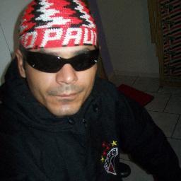 Sou São Paulo o melhor time do mundo.....[rock!!!!!!] estrovertido.......sempre feliz e amigo de todos....me add ai no msn marcos_anders@hotmail.com