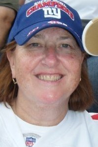 Reader, reviewer, editor, mother, loves to read paranormal, 
 any romance stories. Loves travel, photography, beach, Hawaii, New Orleans, NY.