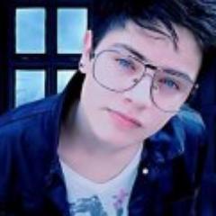 nome:thalita souza calixto
idade:14anos 22/02/1998
gosto muito de one direction chris leao pedro negrini rebelde  pitty