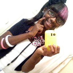 hotstyle12's profile picture. heyy antwanette i'm funn funnyy && funsized yess i'm short && luv it i'm also pretty skinnyy chcoclate && i follow bakk ;)