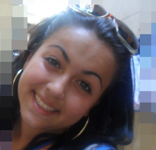 ''Dificil não é lutar por aquilo que se quer, e sim desistir daquilo que se mais ama.
   
                            PaulaBeatriz ;*