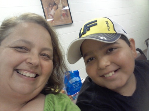 Hockey lovin' Postal worker, proud mom to an awesome kid
