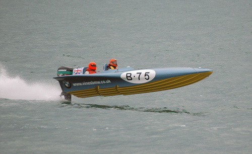 Transport consultant, with a love of powerboat racing, F1 and fast cars.