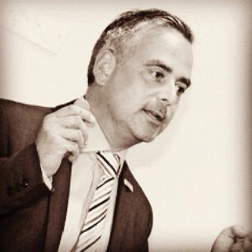 UK Sales Director for Hunters Property Group. Over 20 years estate agency experience, keen musician and follower of Reading FC.