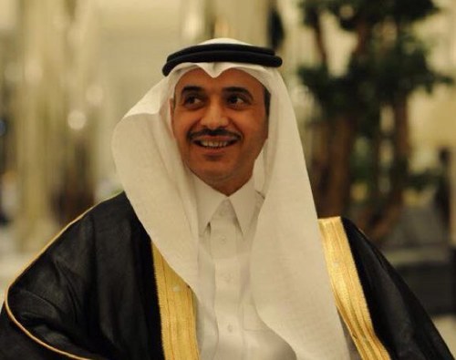 محب للقراءة والحوار .. مهتم بالشؤون السياسية والإعلامية