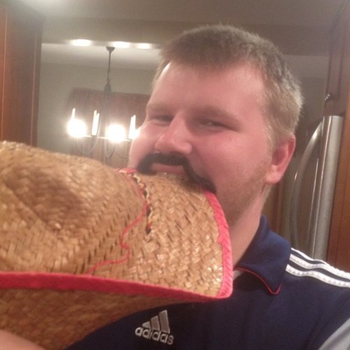 #NERevs fan, crazy person, also supports #SKC, lazy sot. One man, total insanity.🍬