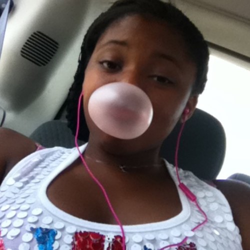 I like money, nd to write go follow @divakalisha13 plzz
