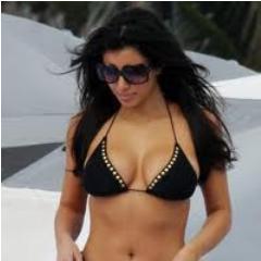 Kardashian_6's profile picture. where I'm meant to be... · http://t.co/FDAR37xMim