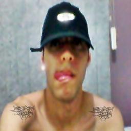 tou sempre fortalecendo quem me fortalece , fala sobre mim em 140 caracteres nao da, e so me segui para me conhecer melhor, .