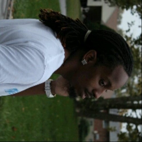 IF U DON'T LIKE ME FUCK U IF U DNT LIKE HOW I ROLE SHAKE I DNT NEED CHU...IF U AINT ON THAT MONEY TRAIN THEN WE AINT ON THE SAME PAGE..