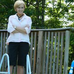 wineandroses68's profile picture. Family is everything! I love Theatre, Johnny Cash, 
dancing, running, life. I think everyone should be told they're beautiful until they believe it