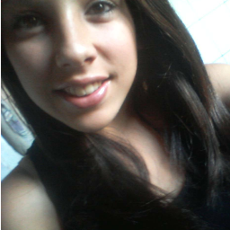 　o meu jeito de ser αs vezes
　 　 　incomodα os outros. .
　 　 　 mαs eu nαo ligo
　 　sou o qê sou.
　qem nαo estiver feliz qê se mαte (:P