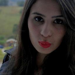 O que eu sinto, ou quem eu sou, você só vai perceber quando olhar nos meus olhos, ou melhor, além deles!