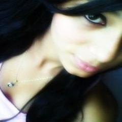 Sagitariana,De Menor,Estudante,Promotora de Vendas...
Since:1993
http://t.co/Gza4FKzbC2?
