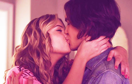 All things PLL #TeamHaleb forever. Follows: @KeeganAllen, @AndyReaser & @nia_peeples .@LadyShawsters RTed me {x1} but hey it was awesome!!