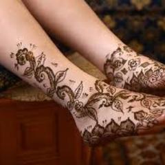 LuizCarlosProti's profile picture. O que a gente faz ! É por debaixo dos panos,pra ninguém saber,é por debaixo dos panos,se eu ganho  mais...