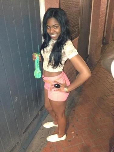 _No Bio.... Juss follow a pretty bitch !!