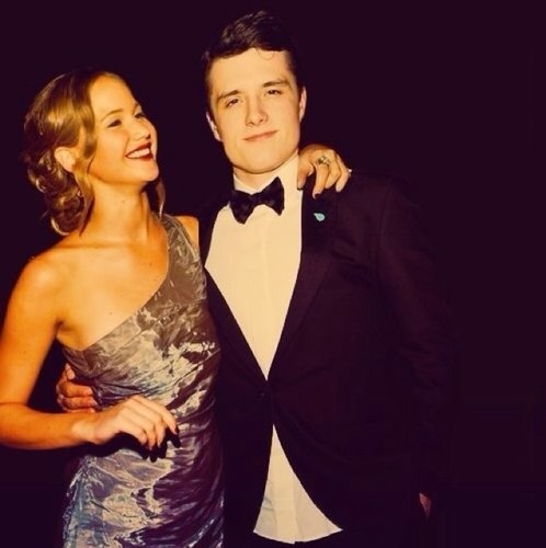 JHutch_Loafer's profile picture. My idol's favorite body part is his left ear lobe, his hero is batman, and he loves his Hutchers. 
Joshua Ryan Hutcherson, proving perfection exists since 1992