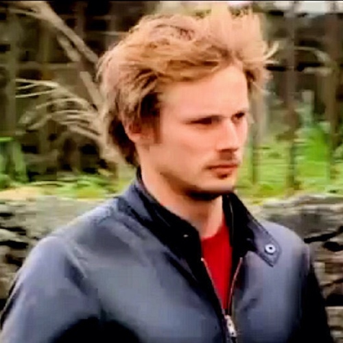 _LukeCastellan's profile picture. I'm not dead, guys. 
Twenty, head of the Hermes Cabin.