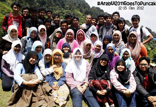 Arabic Literature students at Universitas Indonesia year of 2011. We are part of @sastraarabUI !! Akun ini sbg sarana sharing antar mhs @ArabUI2011 :)